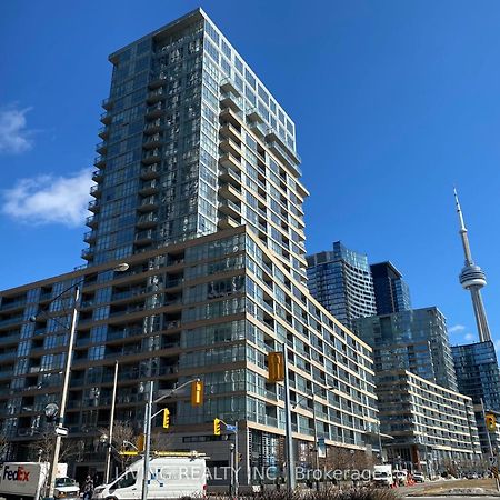Downtown Suites With Free Parking Toronto Exteriér fotografie