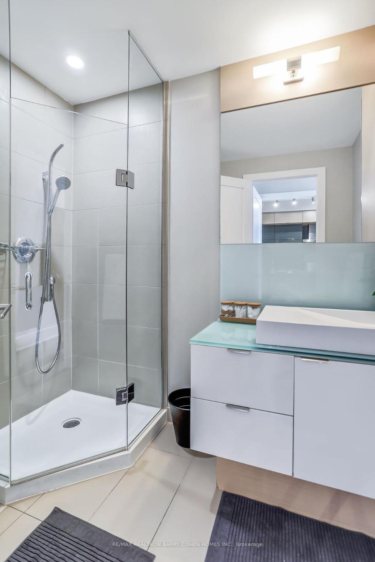 Downtown Suites With Free Parking Toronto Exteriér fotografie